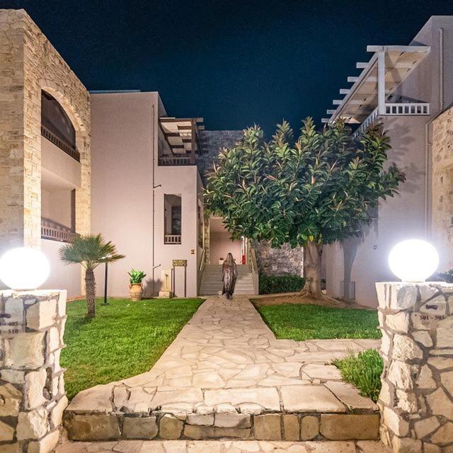 Erato Hotel Adults Only By Smile Hotels Platanés Екстериор снимка